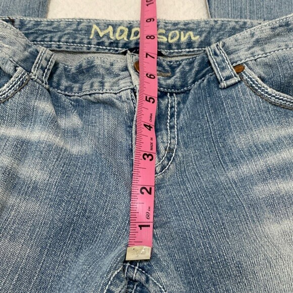 Madison Distressed Jeans Stretch Mid Rise Flare Leg Womens 7/8 Y2k 90s Rodeo - Picture 12 of 16